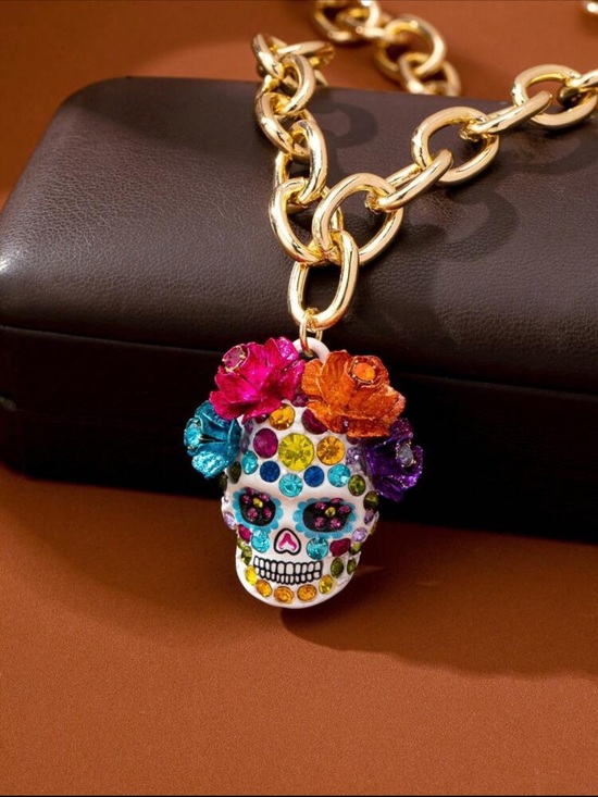 Jewelry - Gold Chain Necklace with Multicolor Skull Pendant nwt adjustable